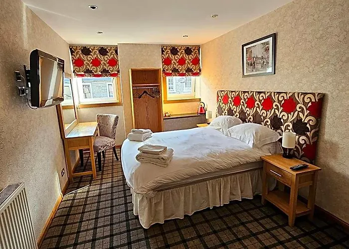 Commercial Hotel